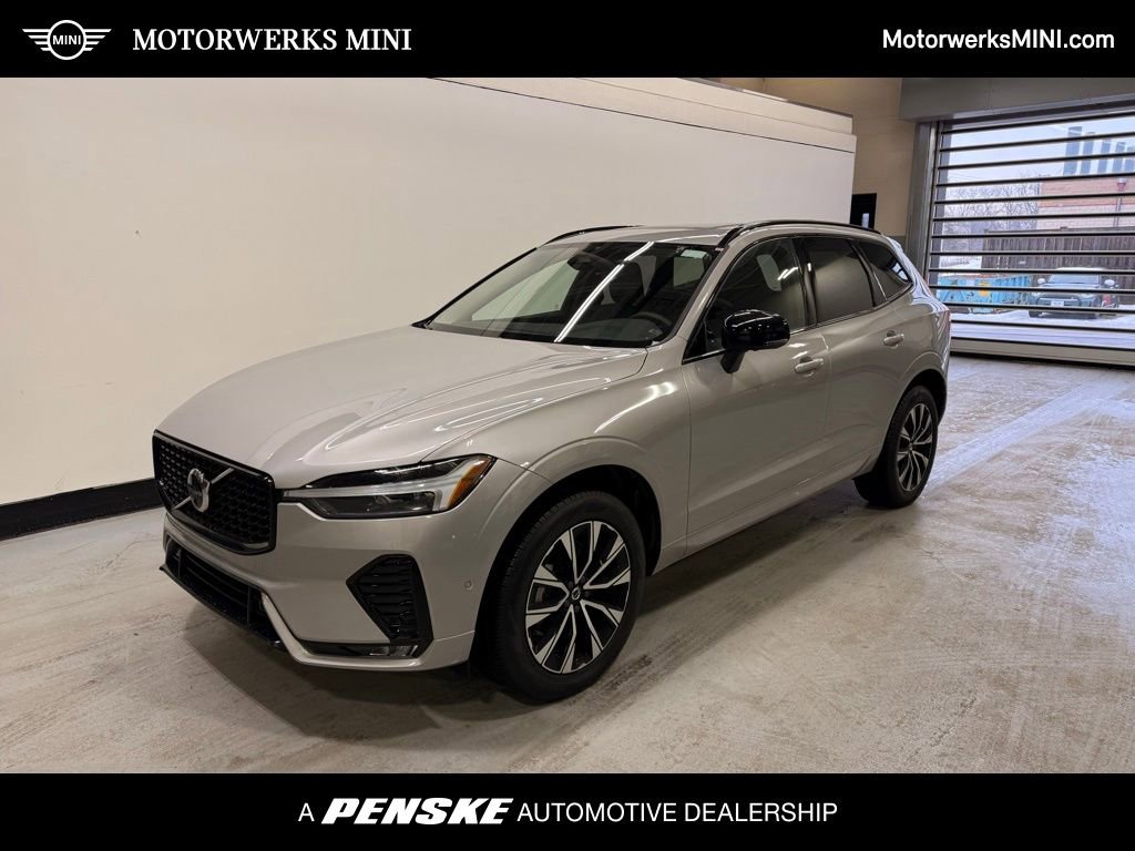 Used 2025 Volvo XC60 B5 Plus image 1