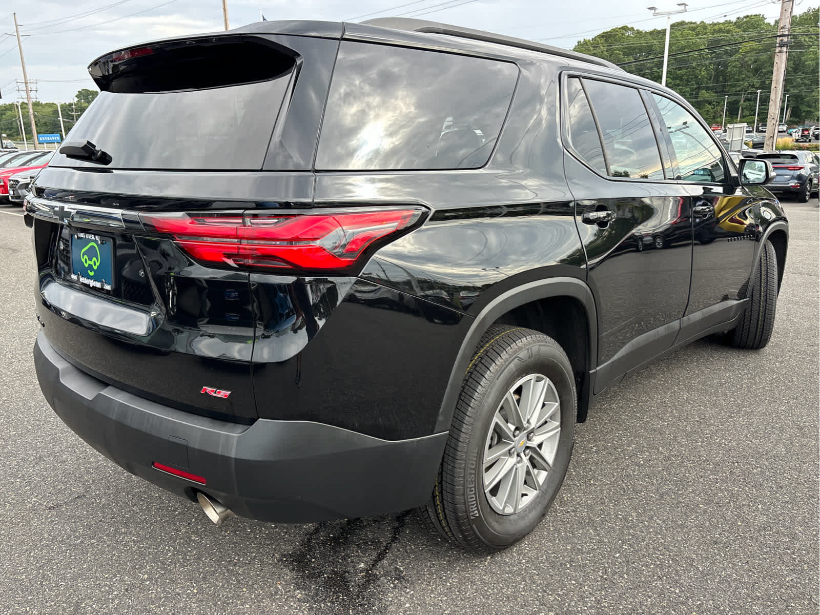 Certified 2023 Chevrolet Traverse RS w/ LPO, Floor Liner Package AWD/4WD image 35