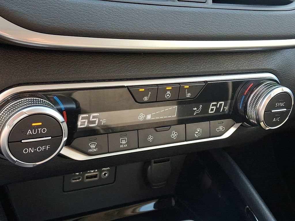 Used 2020 Nissan Altima 2.5 SV AWD/4WD image 17