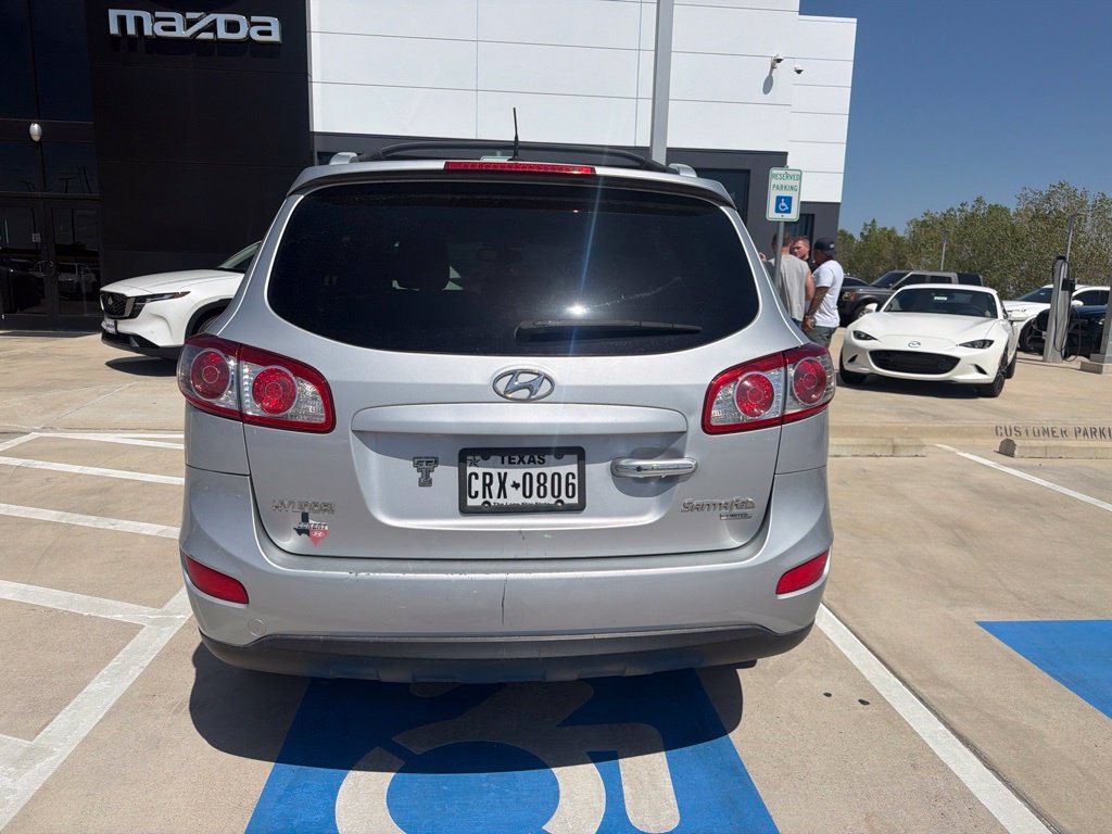 Used 2010 Hyundai Santa Fe Limited FWD image 8