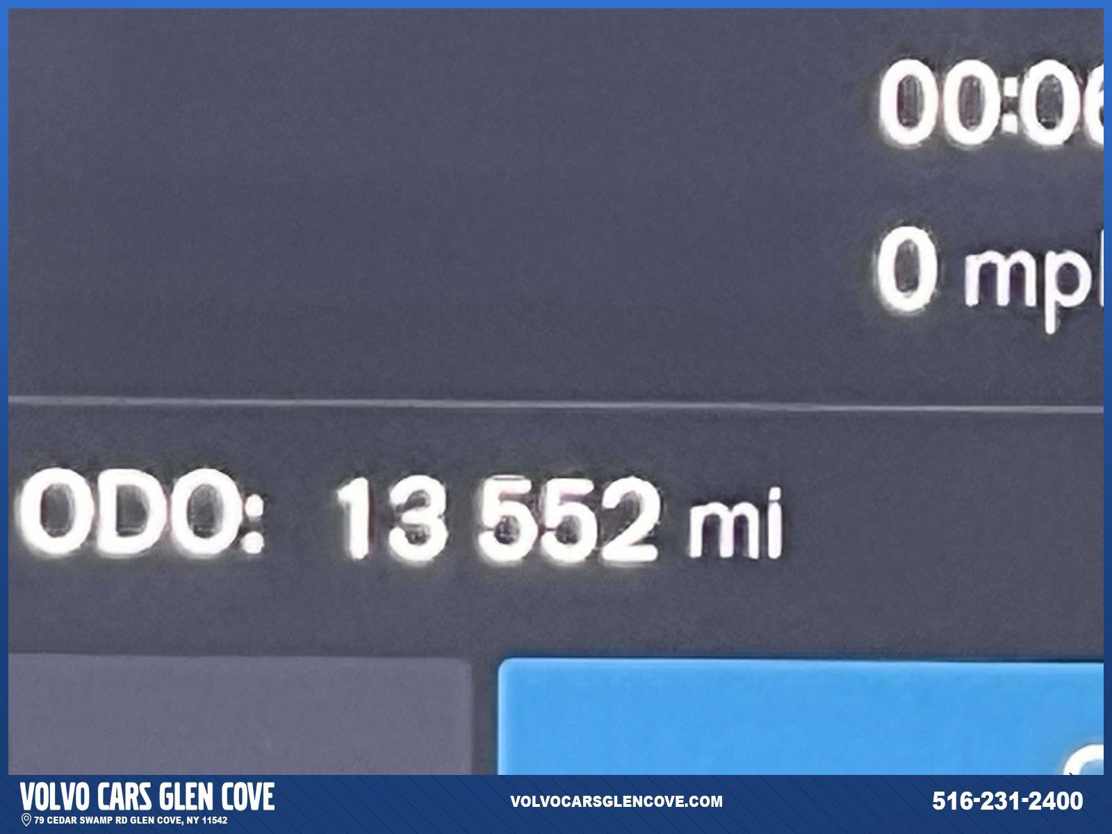 Used 2023 Volvo XC40 B5 Plus w/ Protection Package Premier image 25