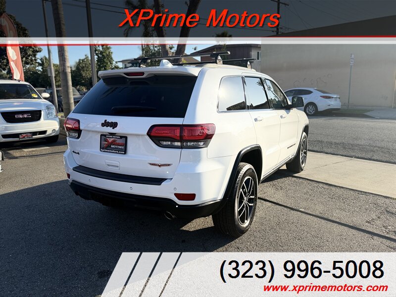 Used 2018 Jeep Grand Cherokee Trailhawk w/ Trailhawk Luxury Group AWD/4WD image 5