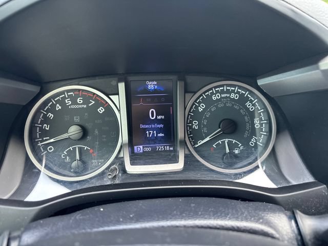 Used 2020 Toyota Tacoma SR5 w/ SR5 Appearance Package (SM) RWD image 14