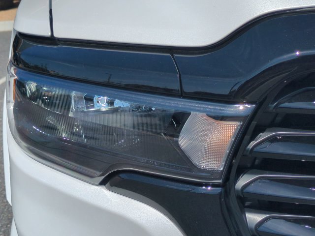 New 2027 RAM 1500 Laramie w/ Night Edition AWD/4WD image 10
