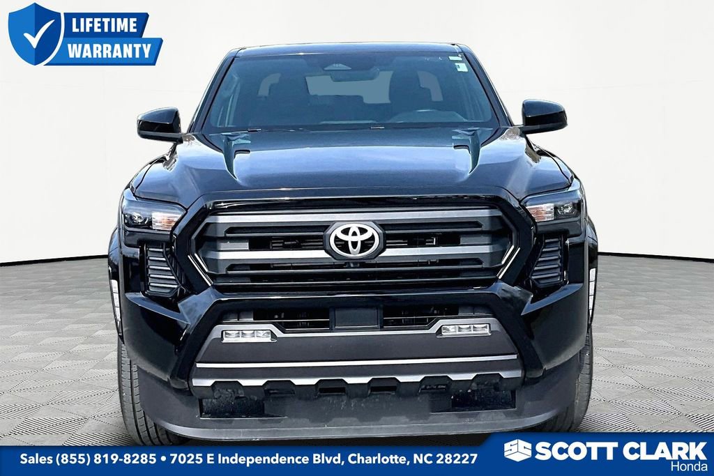 Used 2025 Toyota Tacoma SR5 image 2