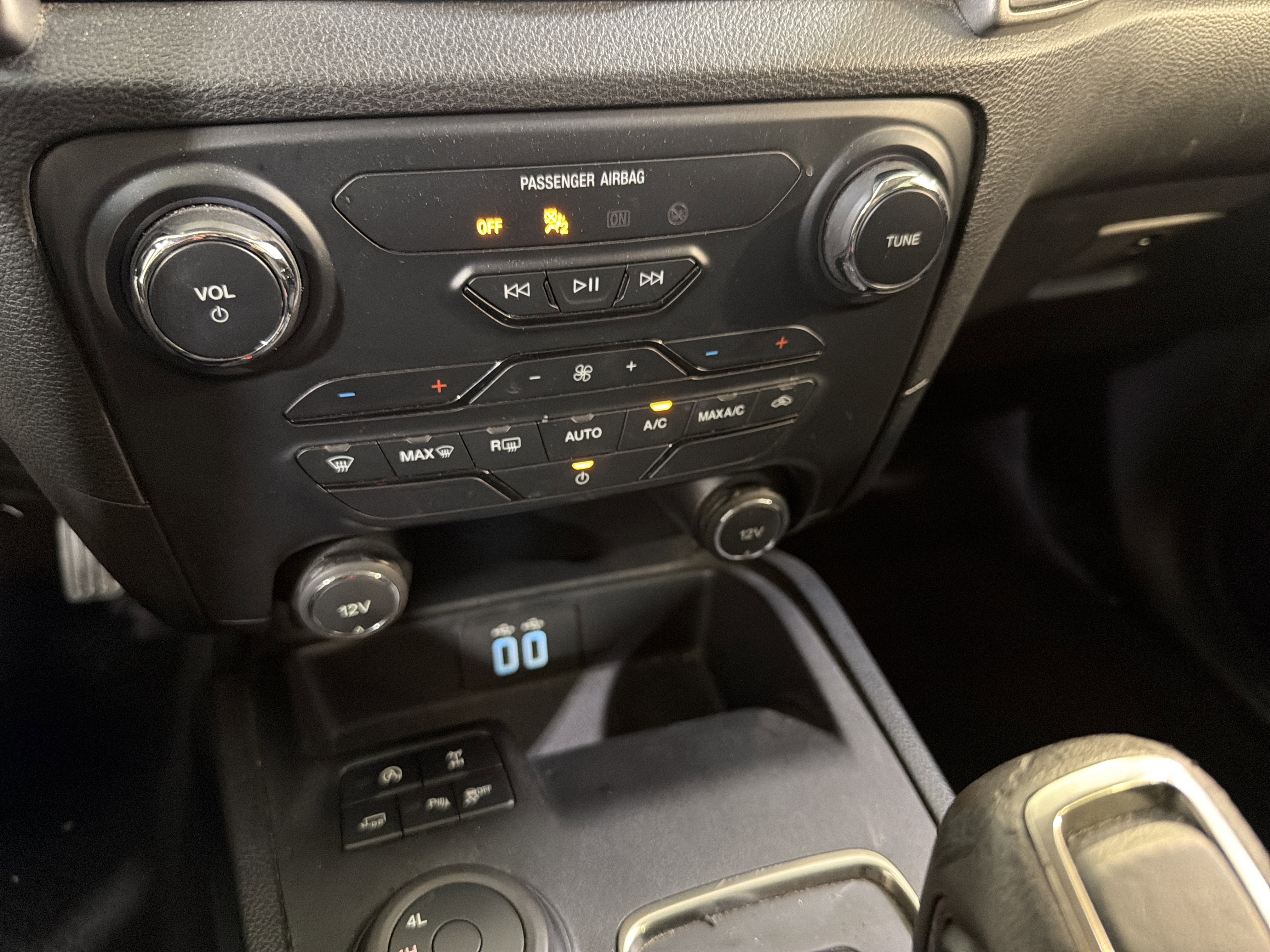 Used 2019 Ford Ranger XLT w/ Equipment Group 301A Mid AWD/4WD image 19