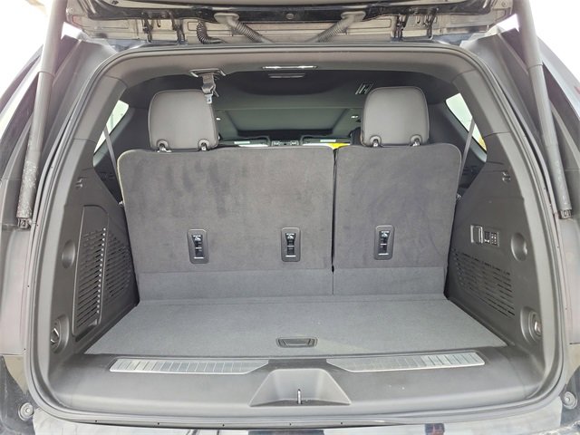 Used 2023 GMC Yukon AT4 image 9