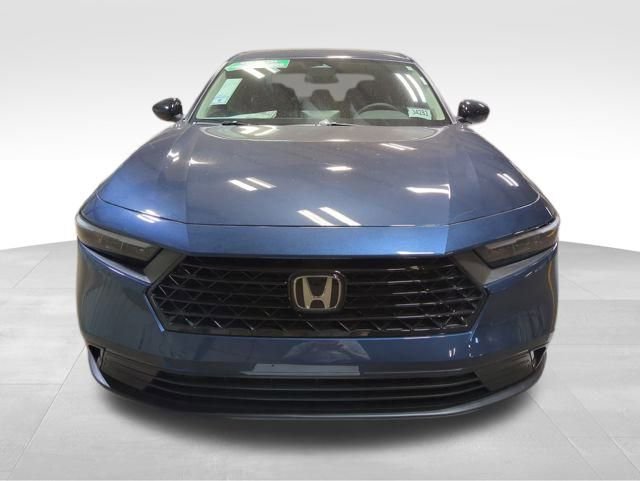 New 2025 Honda Accord SE image 9