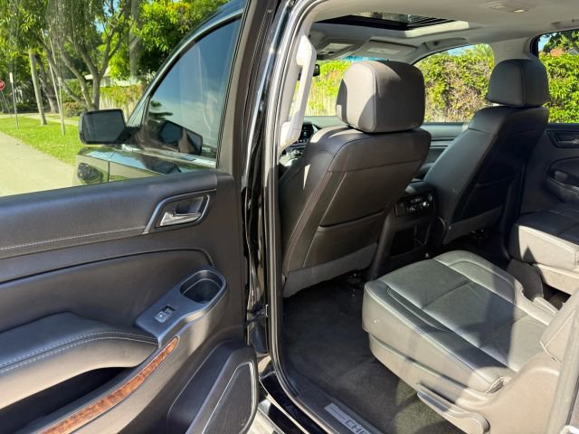 Used 2017 Chevrolet Suburban Premier image 9