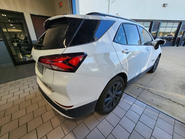 Used 2022 Chevrolet Equinox RS w/ RS Leather Package FWD image 6