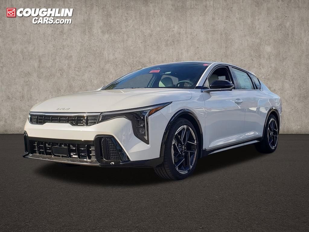 New 2025 Kia K4 GT-Line w/ GT-Line Premium Package image 3