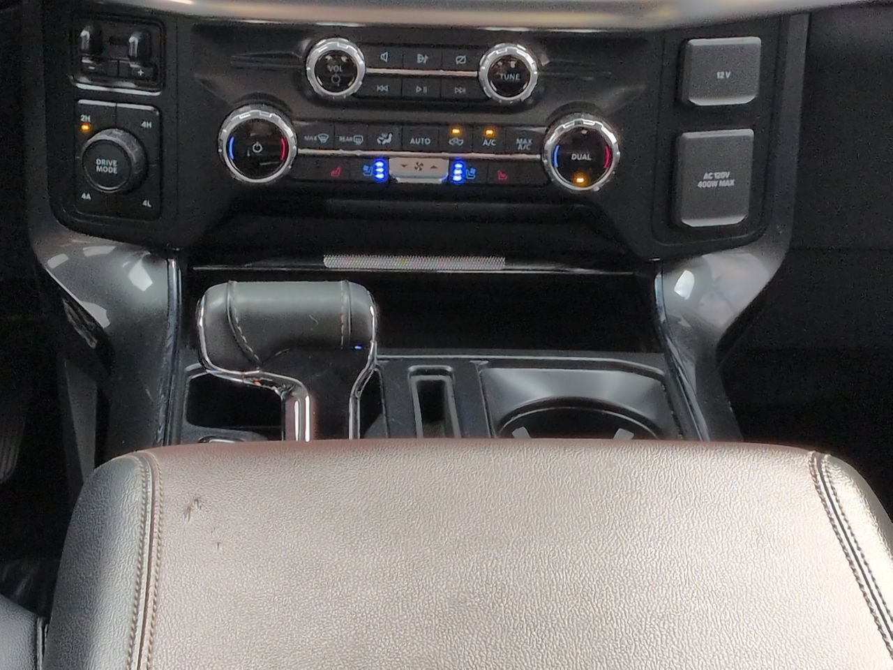 Used 2022 Ford F150 Lariat AWD/4WD image 18