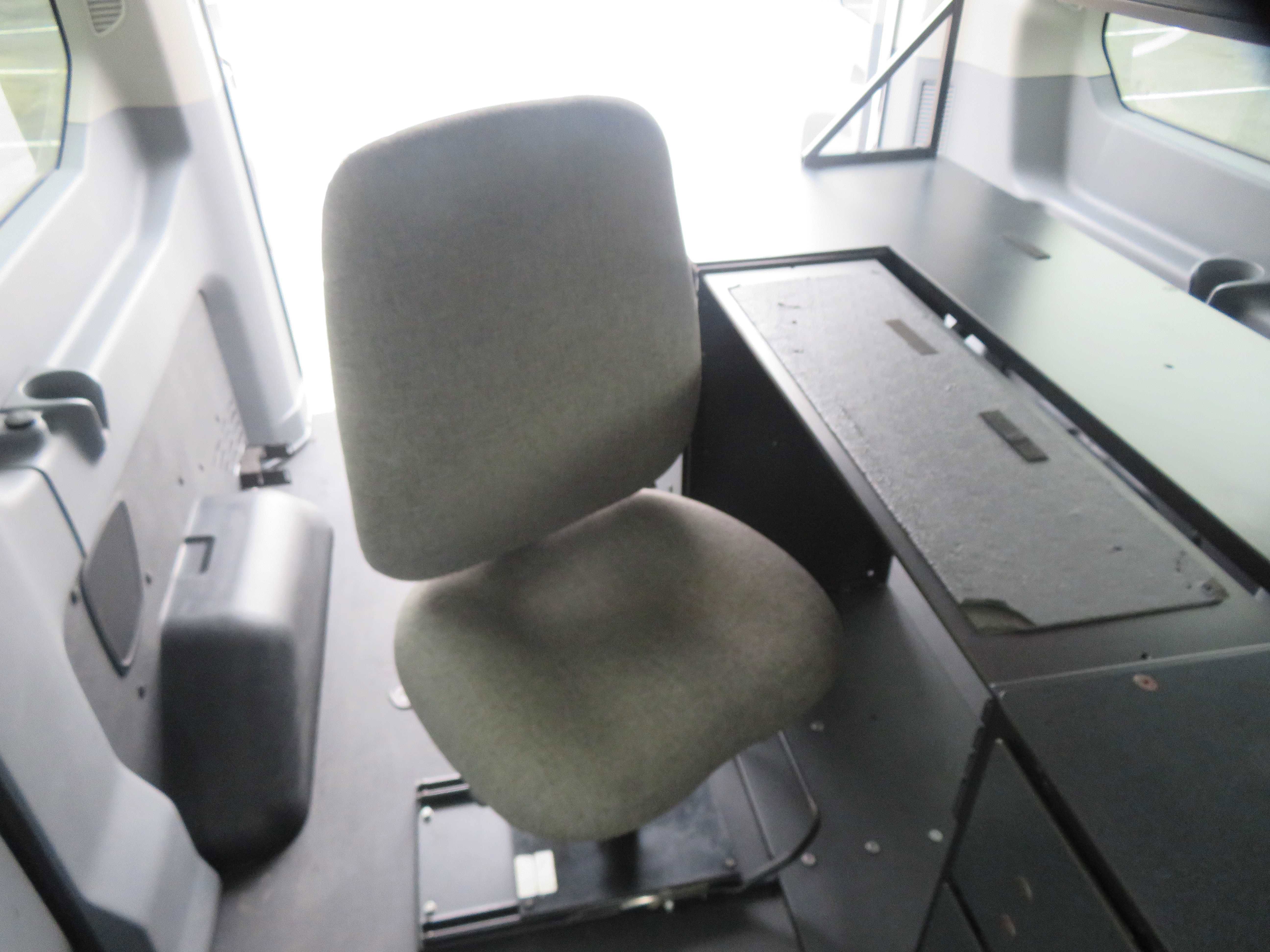 Used 2019 Ford Transit 150 XLT image 24