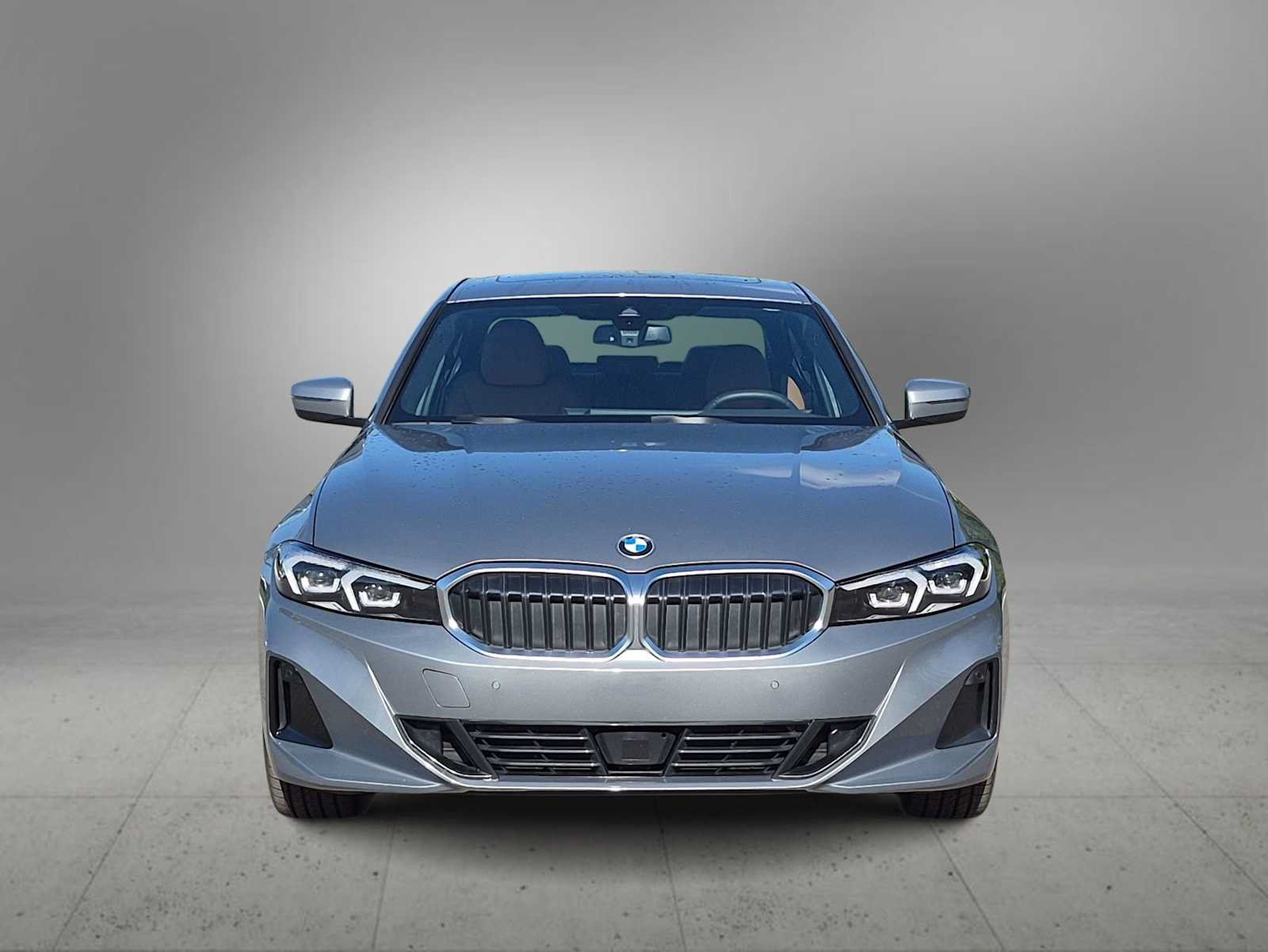 Used 2025 BMW 330i xDrive Sedan w/ Premium Package AWD/4WD image 3