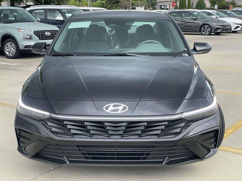 New 2026 Hyundai Elantra SE FWD image 28