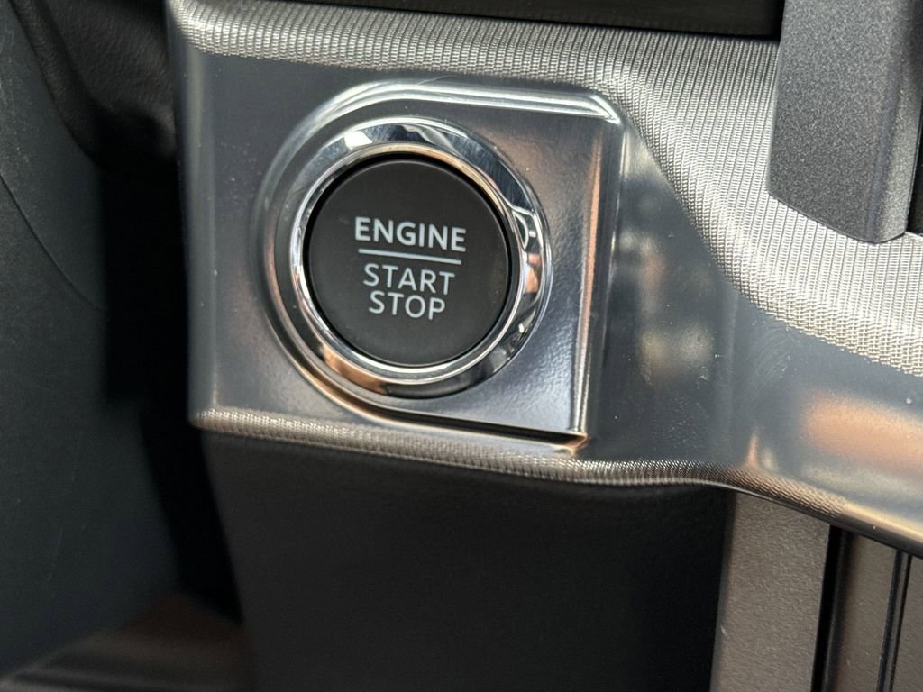 New 2025 Ford F150 Lariat w/ Equipment Group 501A Mid image 27