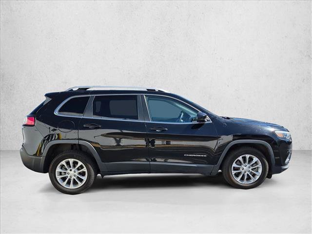 Used 2019 Jeep Cherokee Latitude w/ Popular Appearance Group FWD image 4