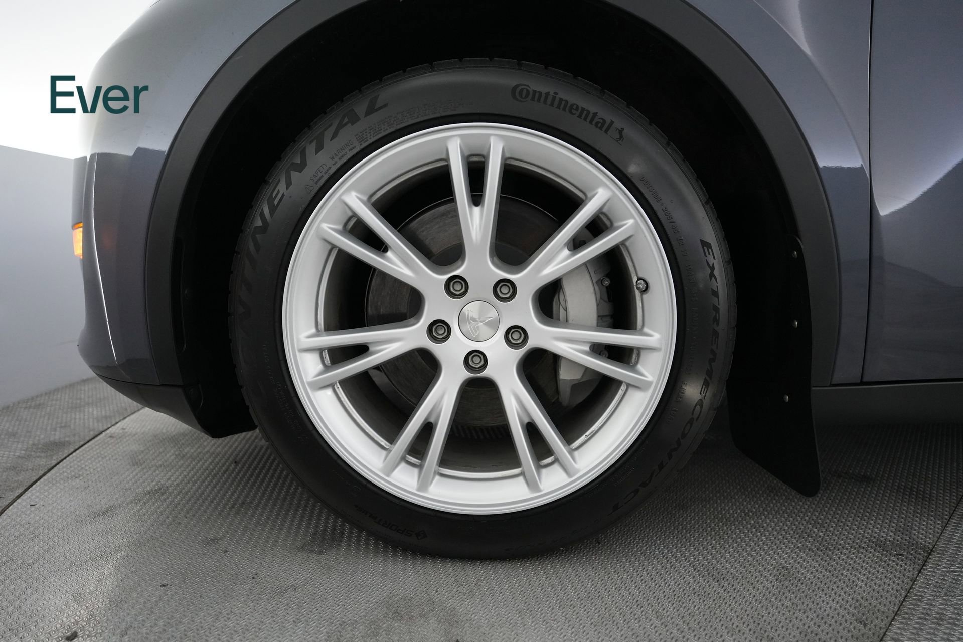 Used 2023 Tesla Model Y Long Range AWD/4WD image 19