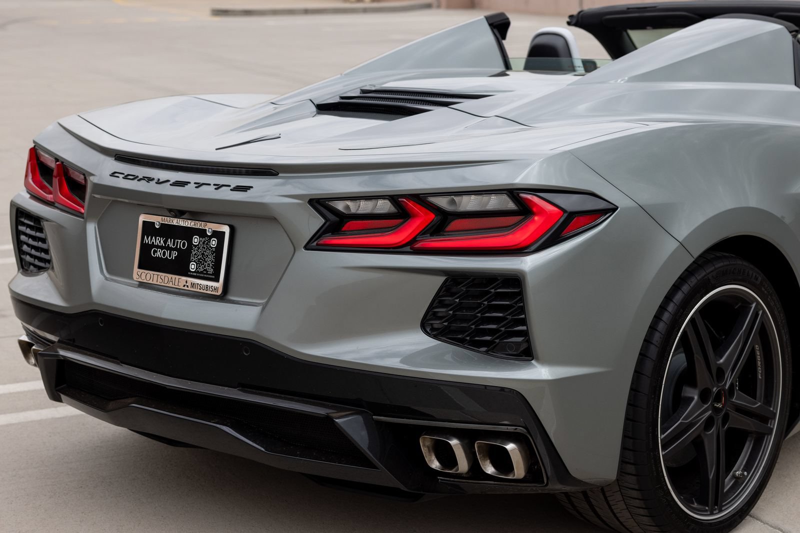 Used 2024 Chevrolet Corvette Stingray Preferred Conv w/ Battery Protection Package RWD image 11