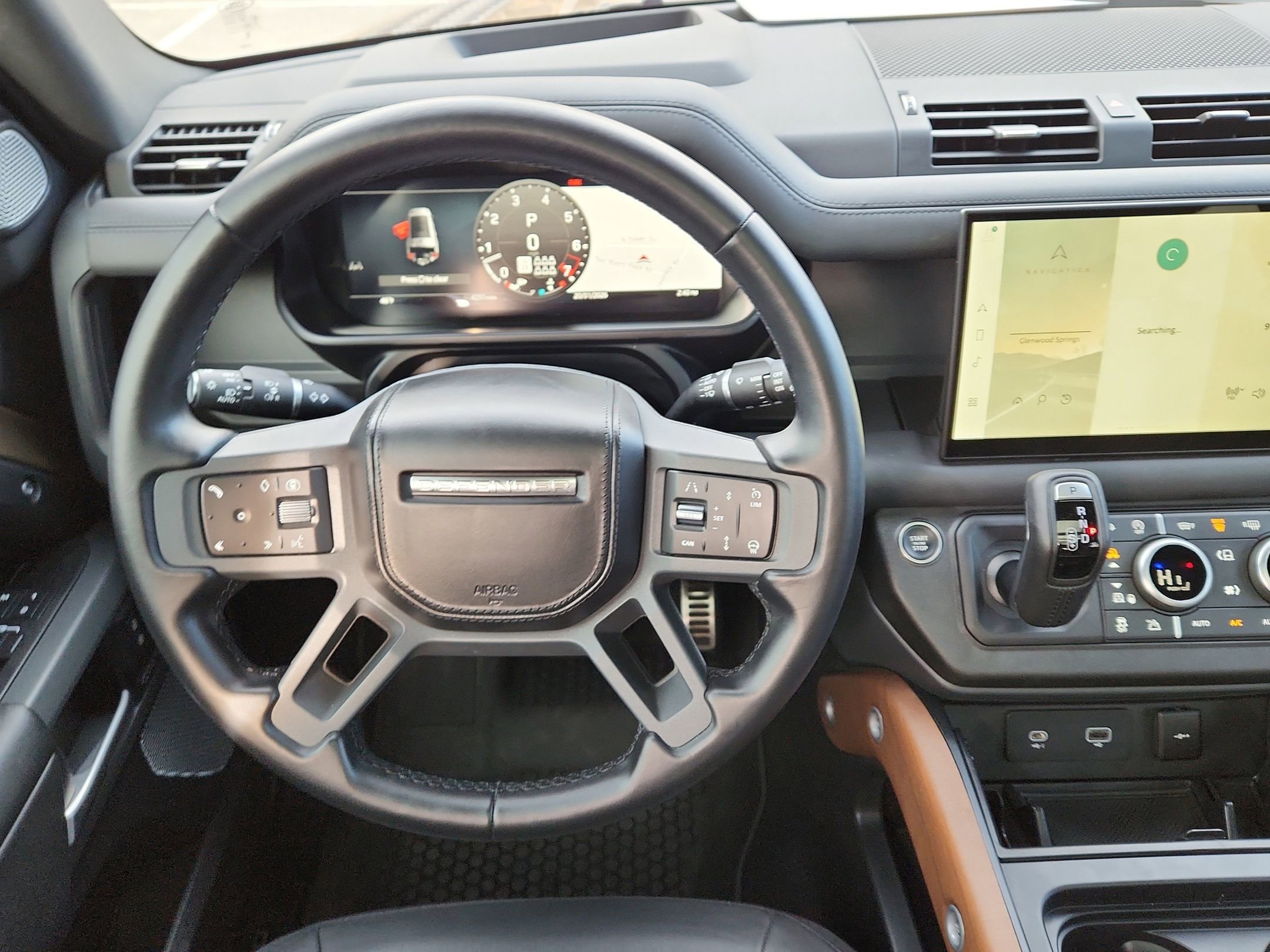 Used 2024 Land Rover Defender 130 X image 16