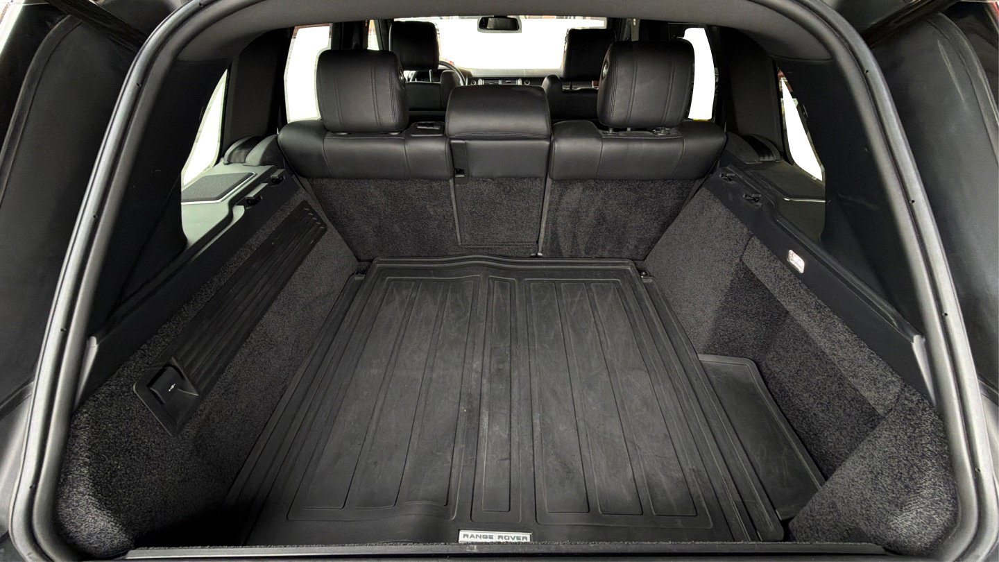 Used 2016 Land Rover Range Rover HSE image 50