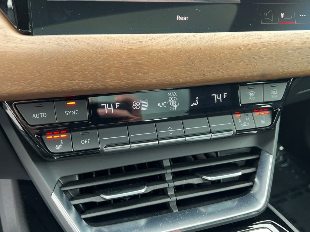 Certified 2023 Audi e-tron GT Premium Plus w/ Executive Package image 31