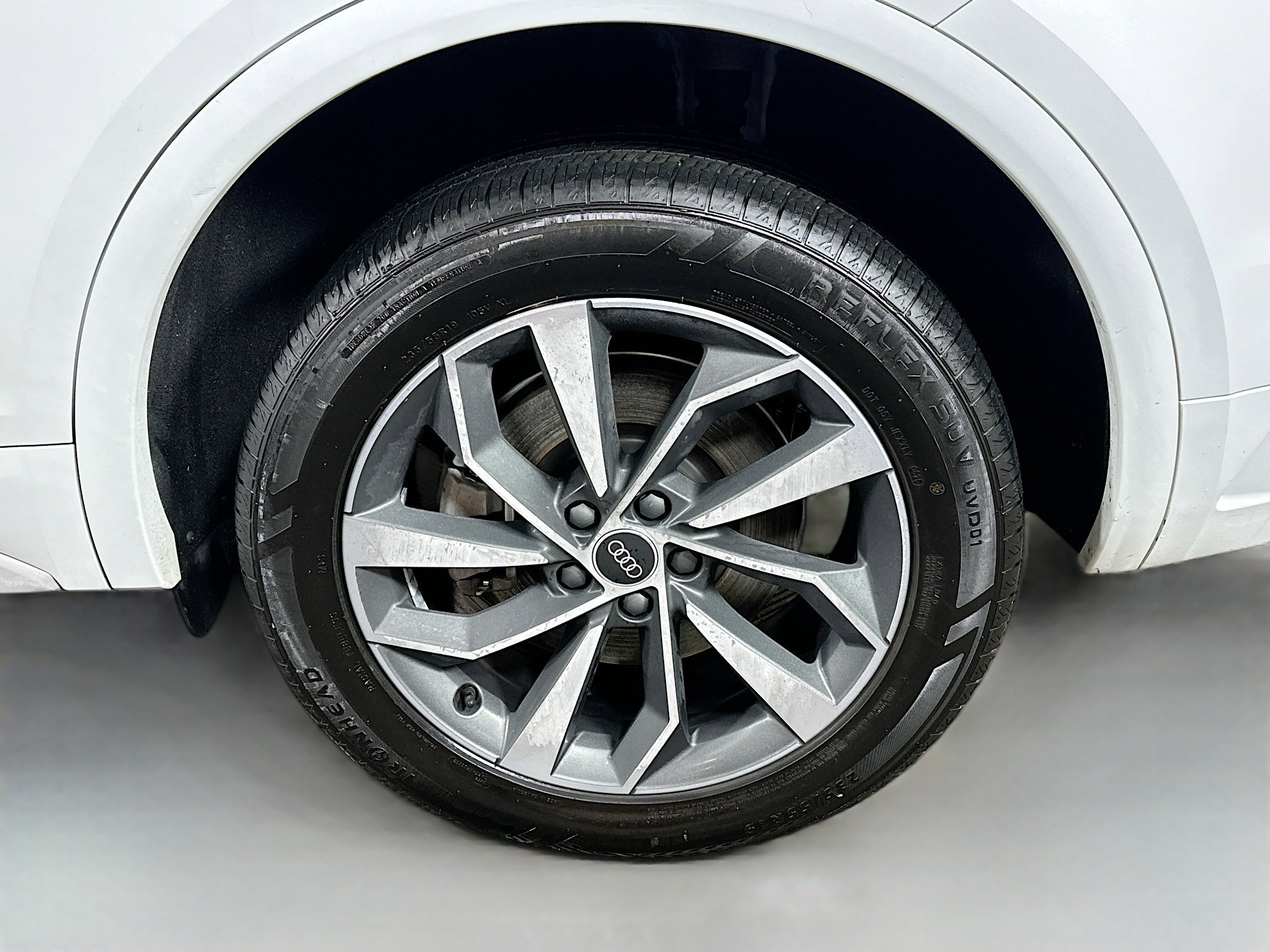 Used 2023 Audi Q5 2.0T Premium w/ Convenience Package image 30