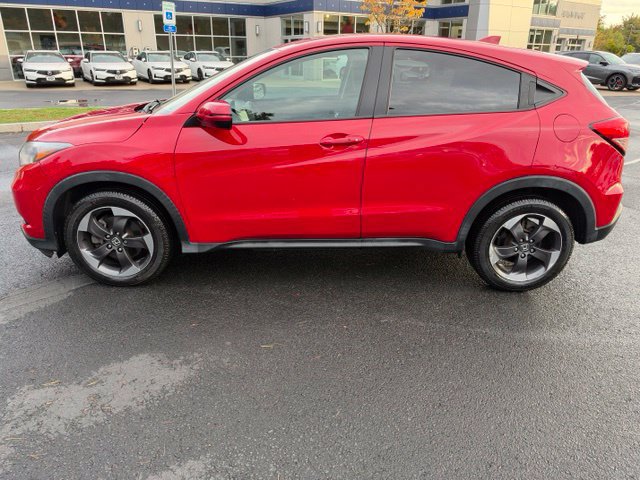 Used 2018 Honda HR-V EX image 2