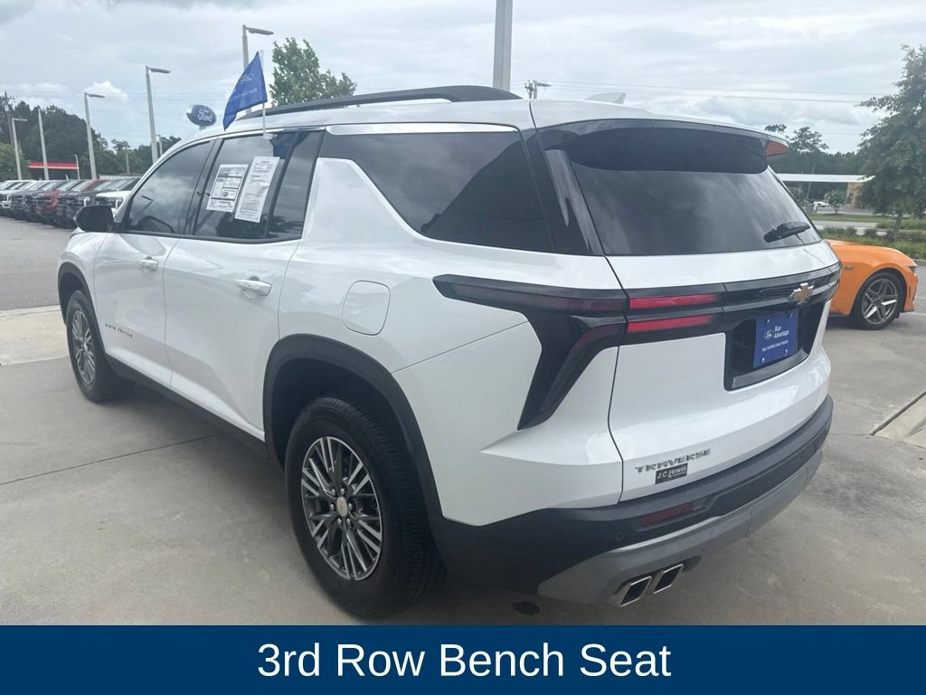 Used 2026 Chevrolet Traverse LT w/ LPO, Floor Liner Package FWD image 4