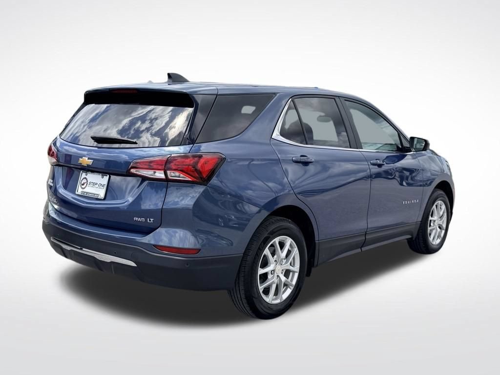 Used 2024 Chevrolet Equinox LT AWD/4WD image 6