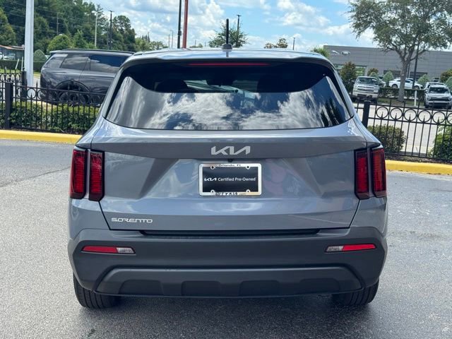 Used 2023 Kia Sorento LX FWD image 5