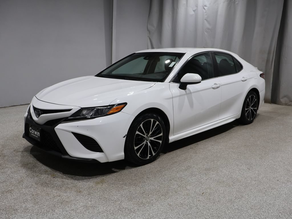 Used 2018 Toyota Camry SE FWD image 5