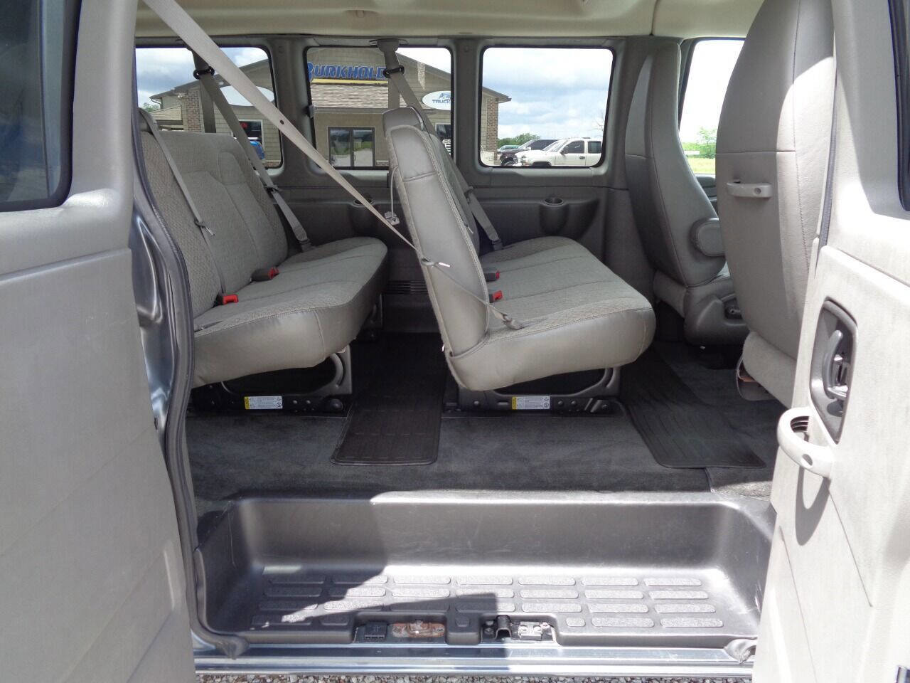 Used 2014 Chevrolet Express 1500 LT w/ LT Preferred Equipment Group image 24