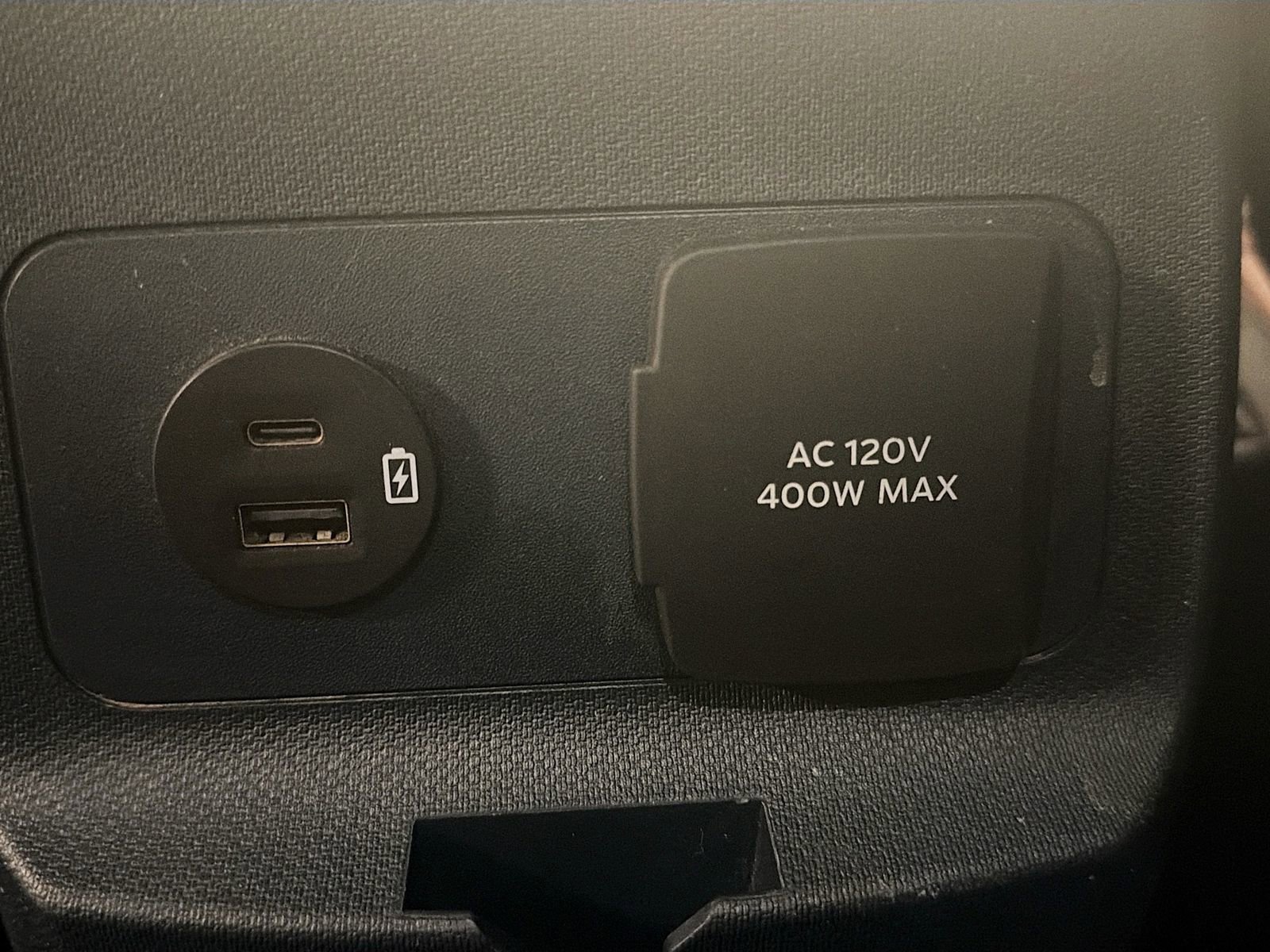 Used 2023 Ford Maverick Lariat w/ Lariat Luxury Package AWD/4WD image 26