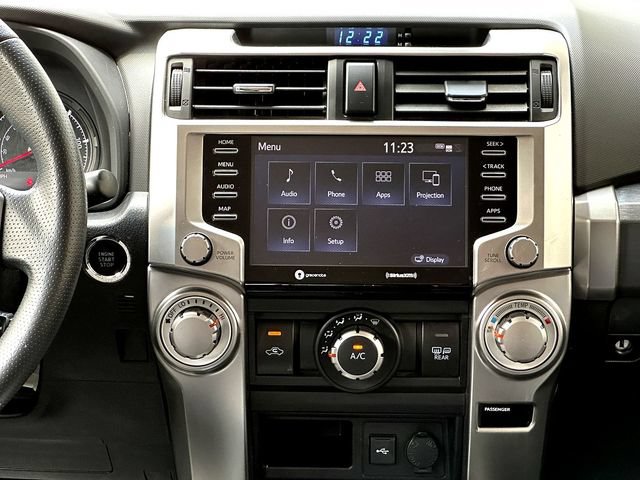 Used 2024 Toyota 4Runner SR5 AWD/4WD image 28