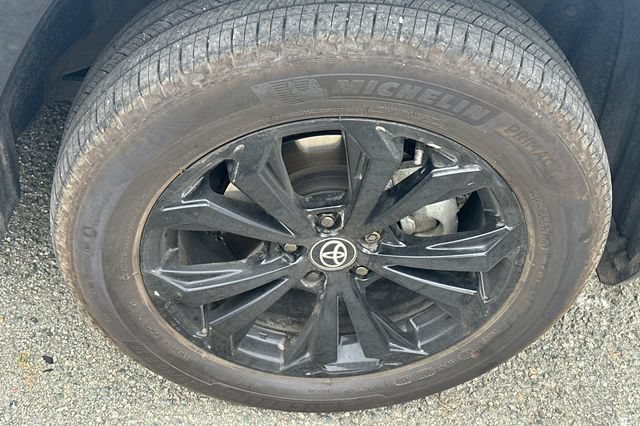 Used 2024 Toyota RAV4 XSE w/ Advanced Technology Package AWD/4WD image 4