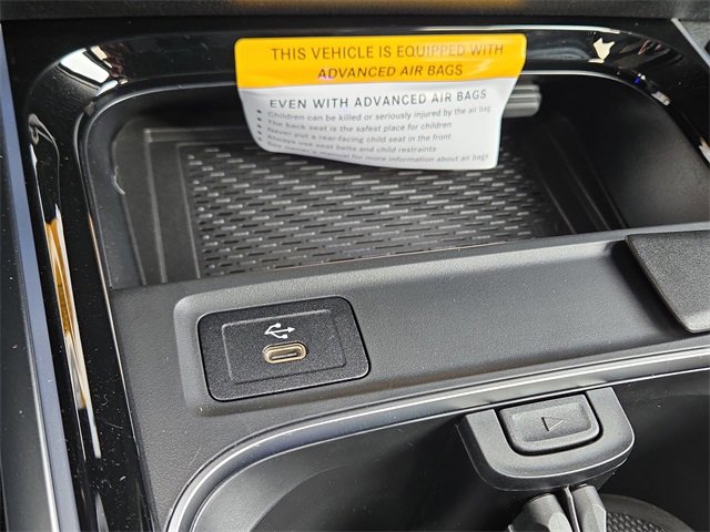 New 2026 Mercedes-Benz GLB 250 4MATIC image 15