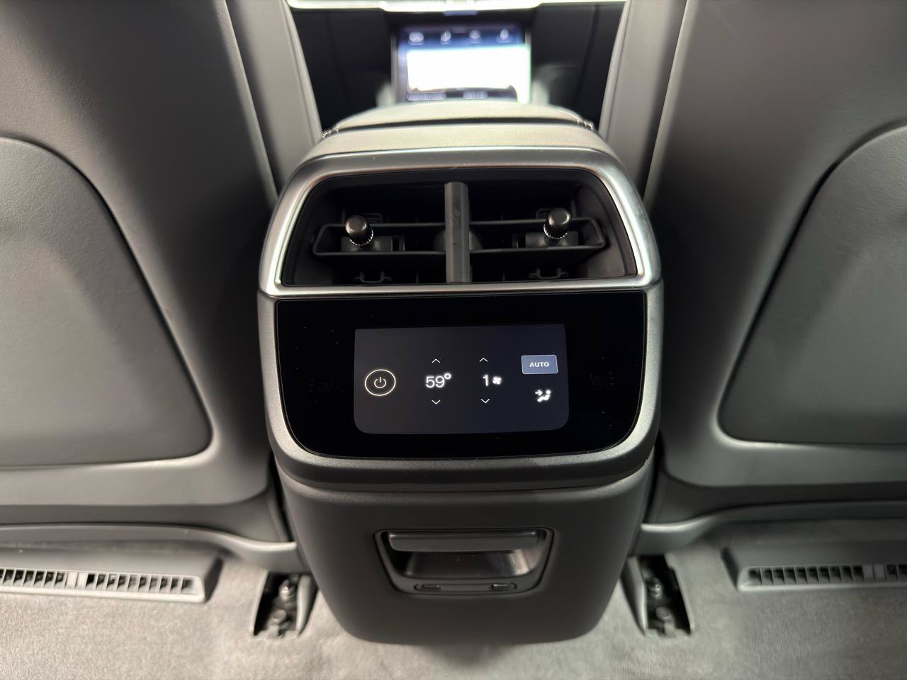 Used 2025 Lucid Air Pure RWD image 29