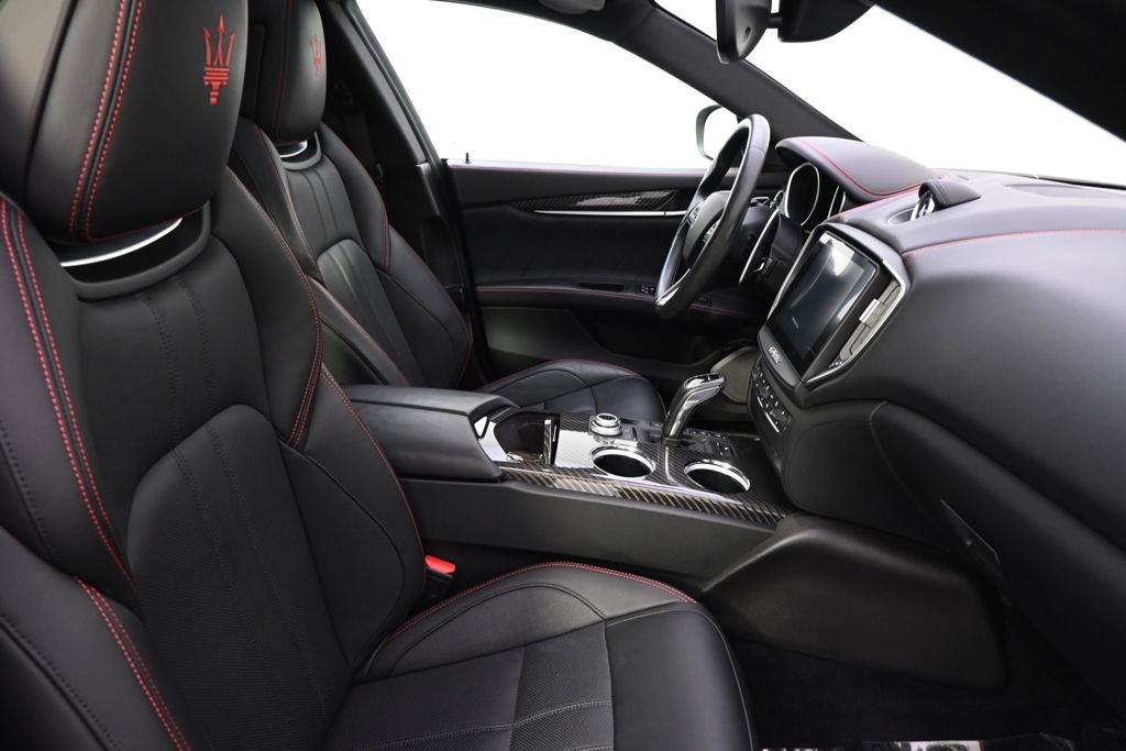 Used 2020 Maserati Ghibli S GranSport Q4 AWD/4WD image 16