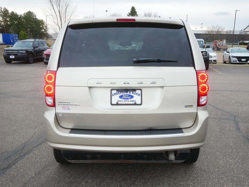 Used 2015 Dodge Grand Caravan SE w/ Quick Order Package 29E SE image 6