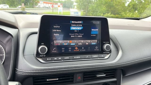 Used 2023 Nissan Rogue SV AWD/4WD image 16