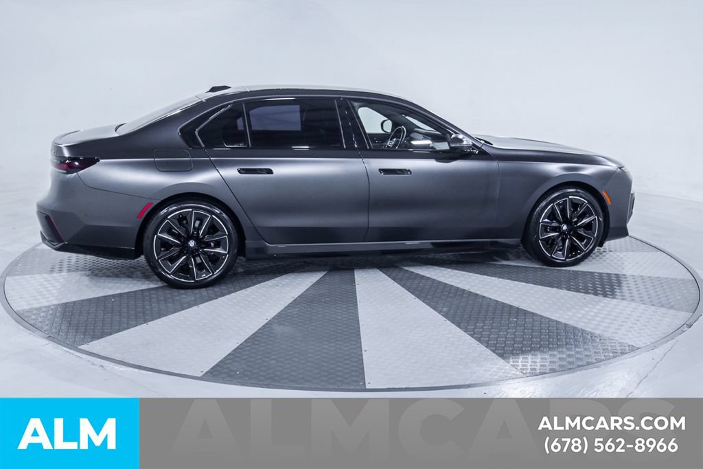 Used 2024 BMW i7 eDrive50 w/ M Sport Package RWD image 10