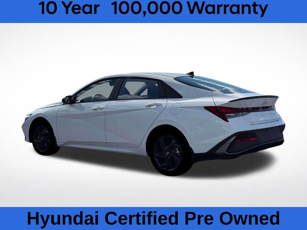 Used 2026 Hyundai Elantra Sport FWD image 8