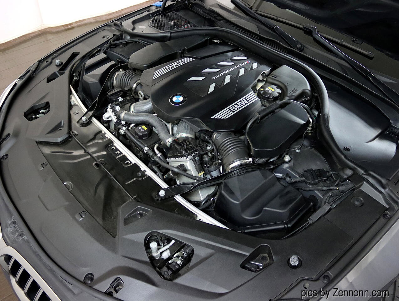 Used 2021 BMW M850i xDrive Convertible image 38