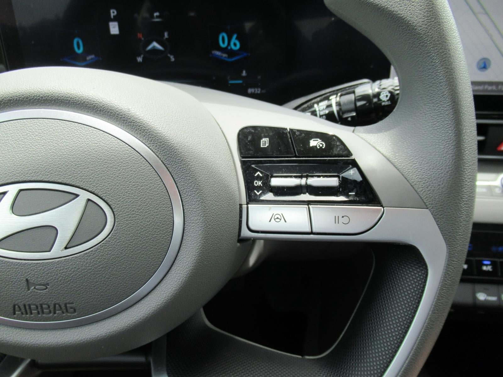 Used 2024 Hyundai Elantra SEL FWD image 24