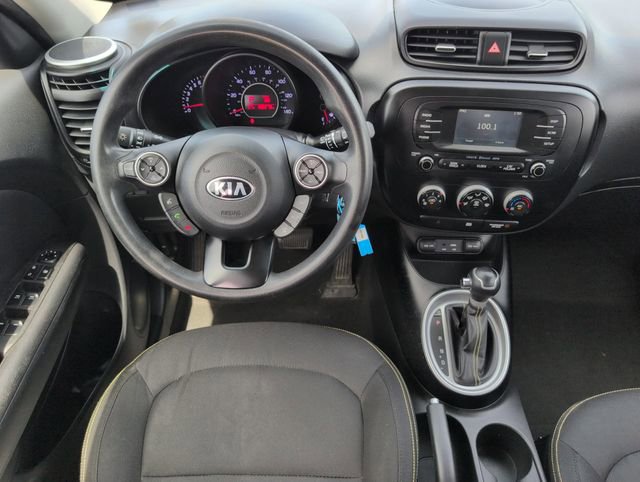 Used 2016 Kia Soul + FWD image 27