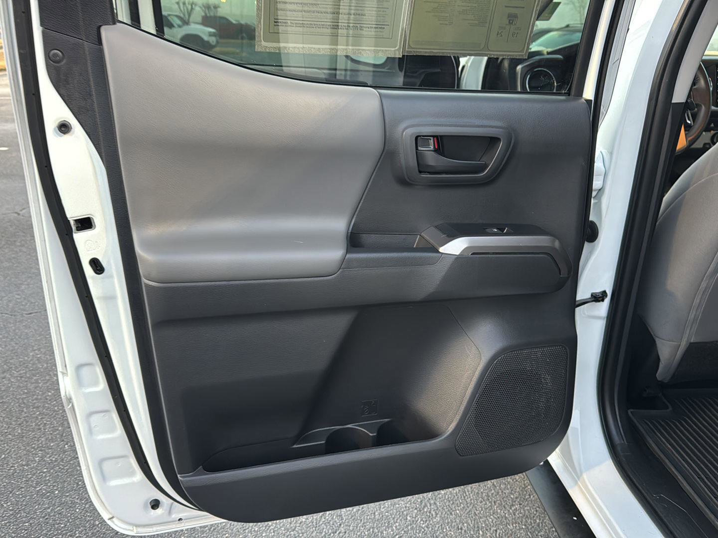 Certified 2023 Toyota Tacoma SR5 image 15