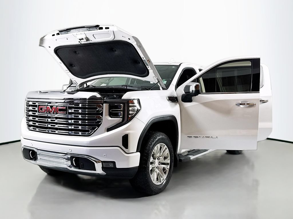 Used 2023 GMC Sierra 1500 Denali w/ Technology Package AWD/4WD image 25