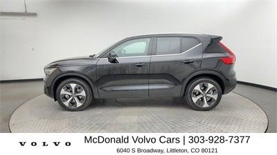 New 2025 Volvo XC40 B5 Plus w/ Protection Package Premier AWD/4WD image 4