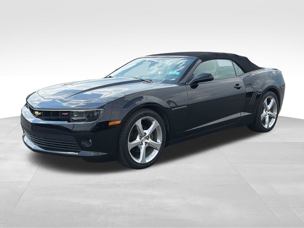 Used 2015 Chevrolet Camaro LT w/ RS Package RWD image 2